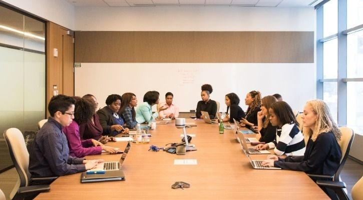 conference room 1557312118 promote your blog